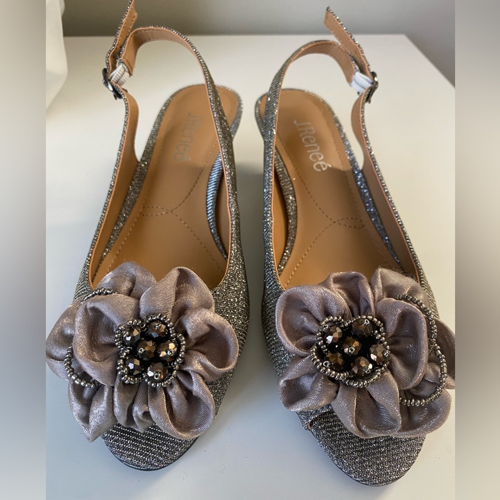 J.Renee size 7 1/2 dress sling back
